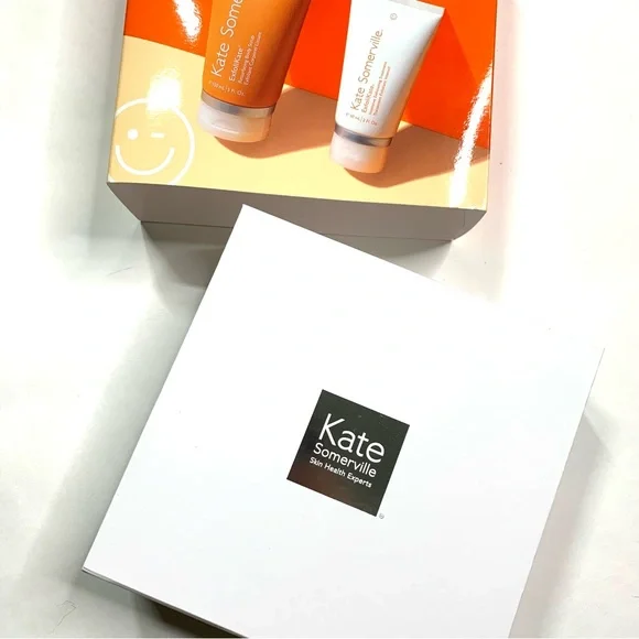 KATE SOMERVILLE “ALL OVER GLOW” Skincare set